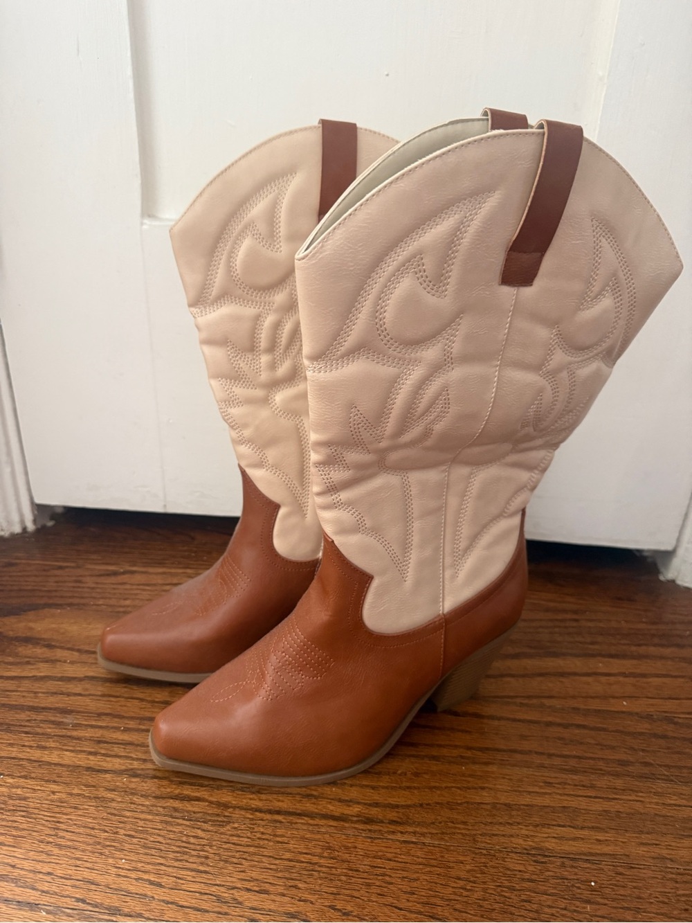 ASOS Two-Tone Western Heeled Boots — Chestnut & Cream